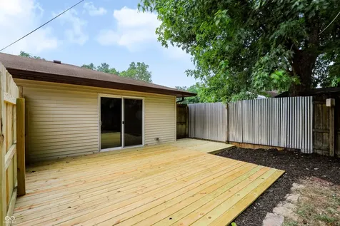 427 W William Drive Brownsburg IN 46112