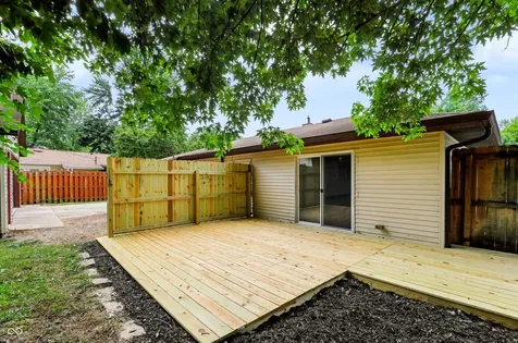 427 W William Drive Brownsburg IN 46112