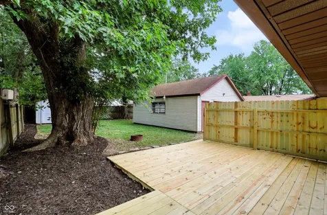 427 W William Drive Brownsburg IN 46112