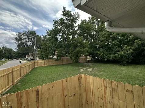 1810 N Parker Indianapolis IN 46218