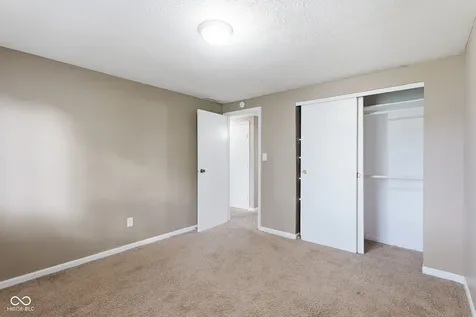 3735 Valley Lake Drive Indianapolis IN 46227