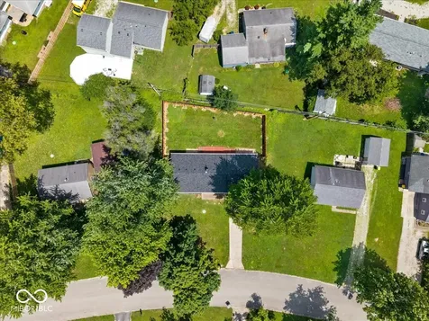 1936 Randall Road Indianapolis IN 46240