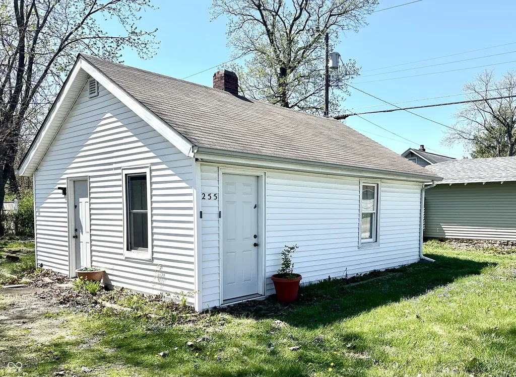 255 Yoke Street Indianapolis IN 46225