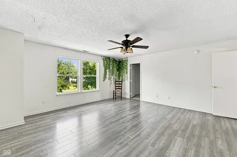 19185 Calico Aster Drive Noblesville IN 46062