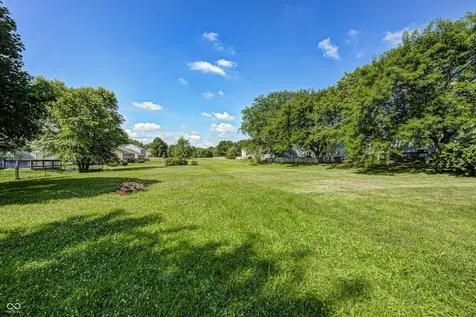 19185 Calico Aster Drive Noblesville IN 46062