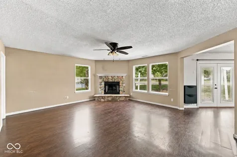 19185 Calico Aster Drive Noblesville IN 46062