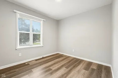6147 E 40th Street Indianapolis IN 46226