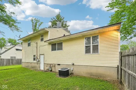 6147 E 40th Street Indianapolis IN 46226