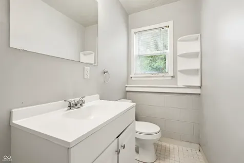 6147 E 40th Street Indianapolis IN 46226