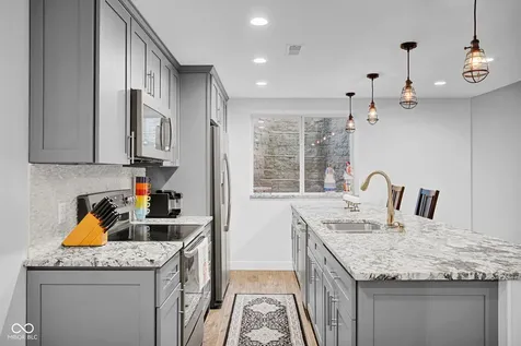 5901 Chartwell Drive Bargersville IN 46106