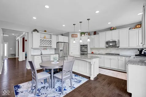 5901 Chartwell Drive Bargersville IN 46106