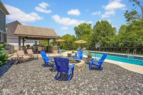 5901 Chartwell Drive Bargersville IN 46106