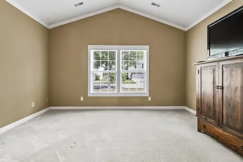 10617 Brooks Street Indianapolis IN 46234