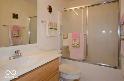 4023 Much Marcle Drive Zionsville IN 46077