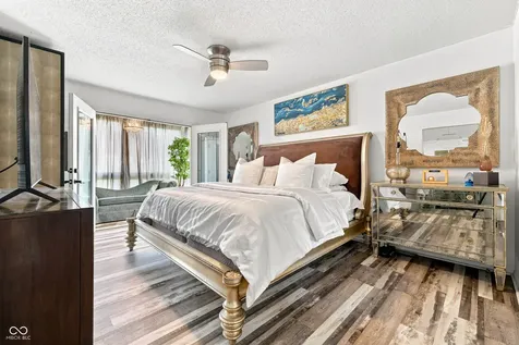 3042 Lake Shore Drive Indianapolis IN 46205