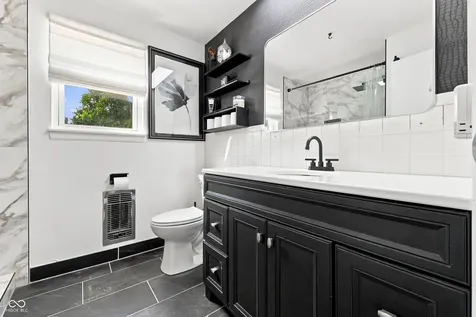3042 Lake Shore Drive Indianapolis IN 46205