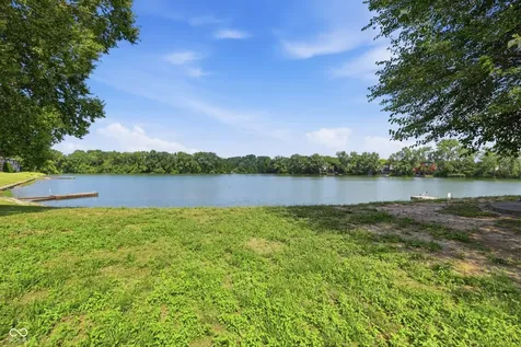 3042 Lake Shore Drive Indianapolis IN 46205