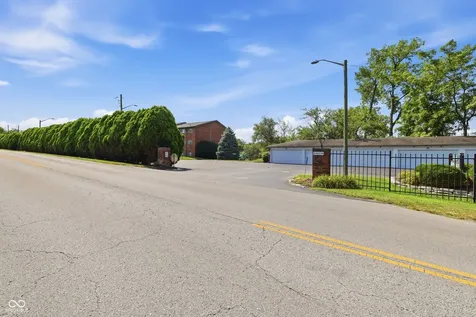 3042 Lake Shore Drive Indianapolis IN 46205