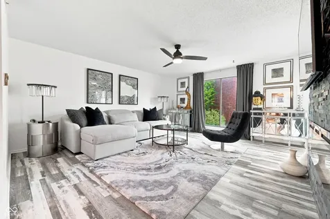 3042 Lake Shore Drive Indianapolis IN 46205