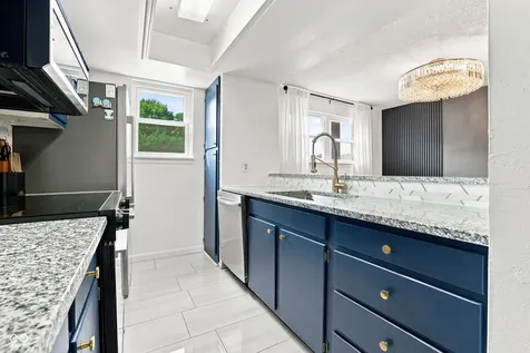 3042 Lake Shore Drive Indianapolis IN 46205