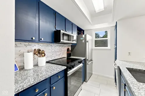 3042 Lake Shore Drive Indianapolis IN 46205