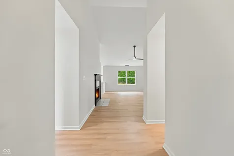2115 Sotheby Lane Indianapolis IN 46239