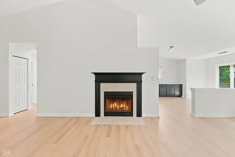 2115 Sotheby Lane Indianapolis IN 46239