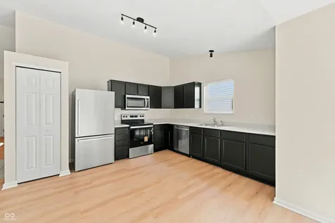 2115 Sotheby Lane Indianapolis IN 46239