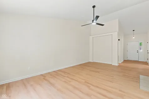 2115 Sotheby Lane Indianapolis IN 46239