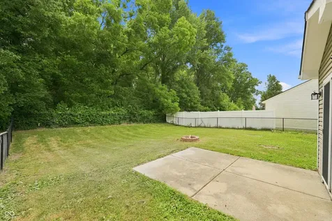 2115 Sotheby Lane Indianapolis IN 46239