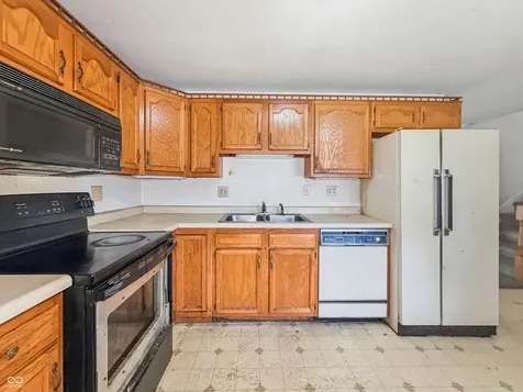 9520 Burrwood Court Indianapolis IN 46235