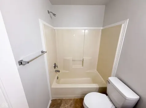 6680 Crestwell Lane Indianapolis IN 46268