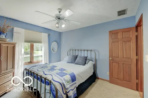 260 Lake Drive Greenwood IN 46142