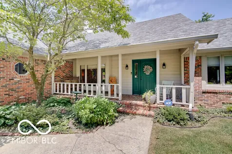 260 Lake Drive Greenwood IN 46142