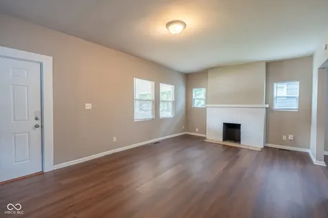 3366 N College Avenue Indianapolis IN 46205