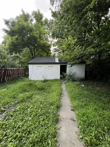 406 N Denny Indianapolis IN 46201