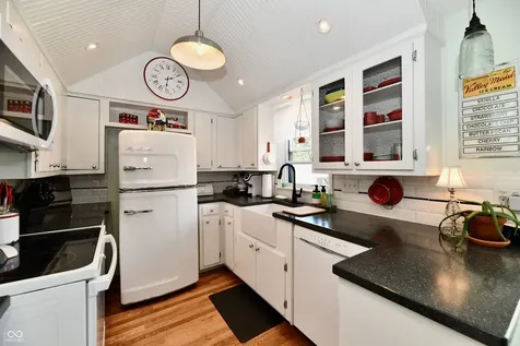 209 Kirk Drive W Indianapolis IN 46234