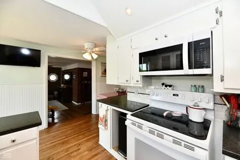 209 Kirk Drive W Indianapolis IN 46234
