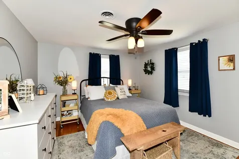 209 Kirk Drive W Indianapolis IN 46234