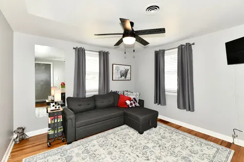 209 Kirk Drive W Indianapolis IN 46234