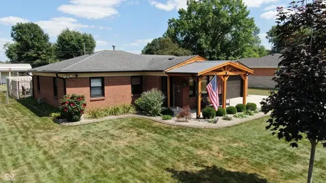 209 Kirk Drive W Indianapolis IN 46234