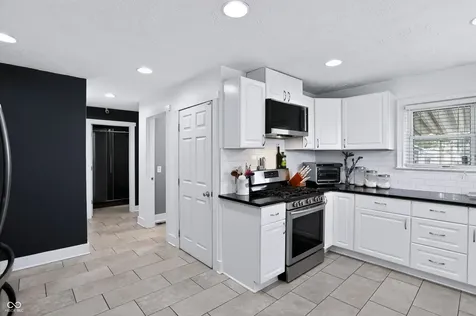 1702 N Campbell Avenue Indianapolis IN 46218