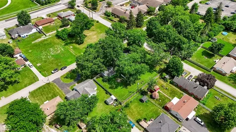1702 N Campbell Avenue Indianapolis IN 46218