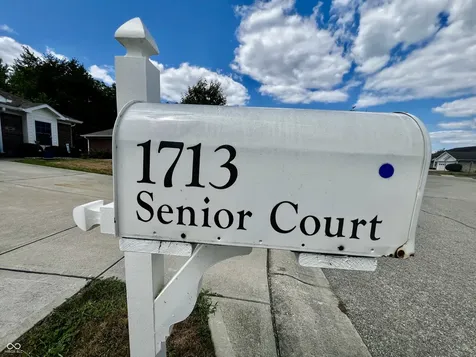 1713 Senior Court Shelbyville IN 46176