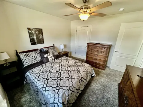 1713 Senior Court Shelbyville IN 46176