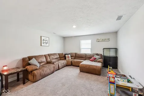 10358 Pronghorn Lane Indianapolis IN 46239