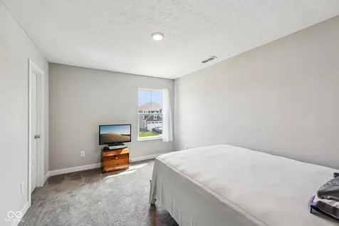 10358 Pronghorn Lane Indianapolis IN 46239