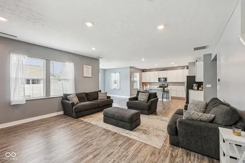 10358 Pronghorn Lane Indianapolis IN 46239