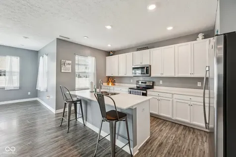 10358 Pronghorn Lane Indianapolis IN 46239