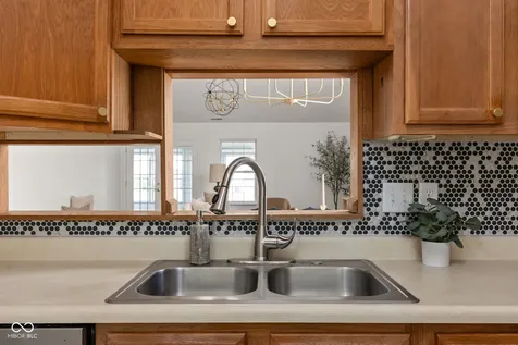 8563 Buffalo Ridge Drive Indianapolis IN 46227